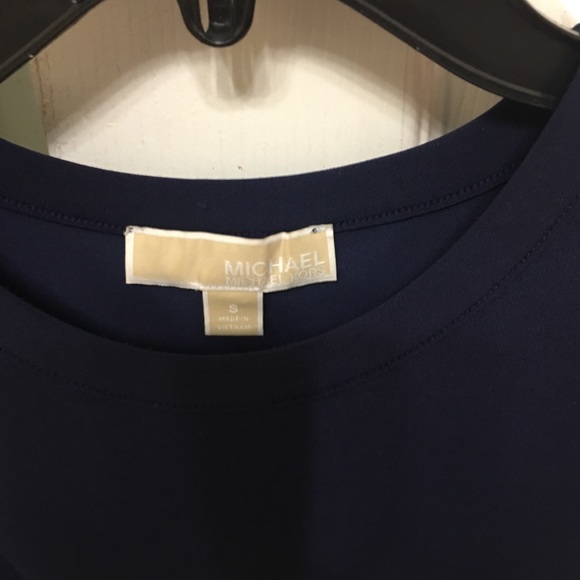 Top - Picture 3 of 3